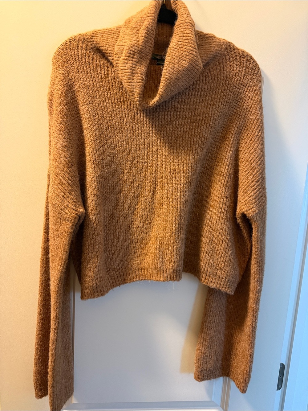 wild fable Cropped Turtleneck Sweater in Camel Brown